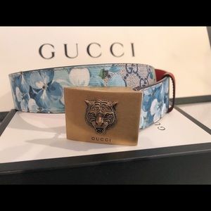 blue floral gucci belt